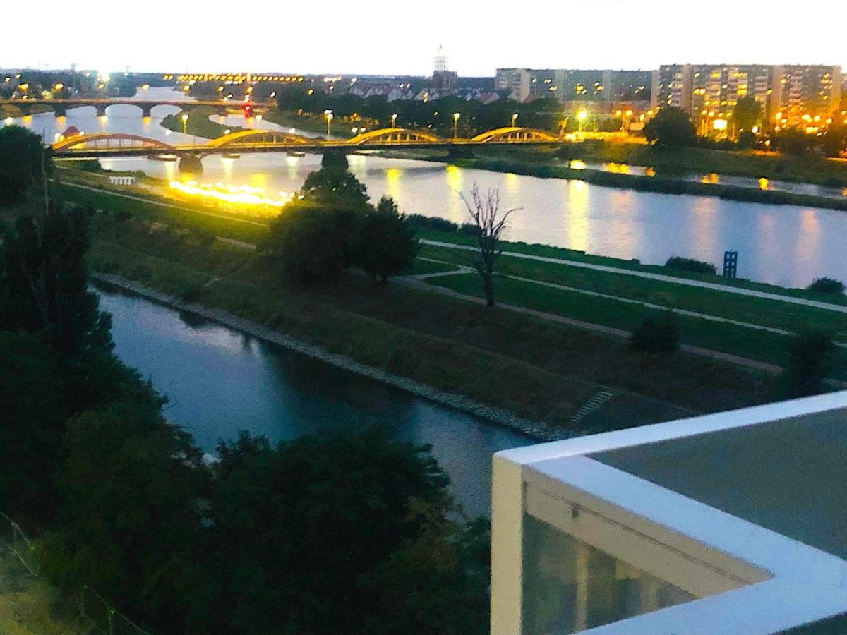 Apartament Z Tarasem I Widokiem Na Odre Breslau Exterior foto